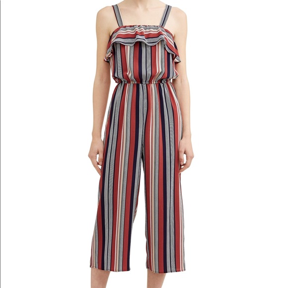 No Boundaries Cropped Jumpsuit - Picture 1 of 5